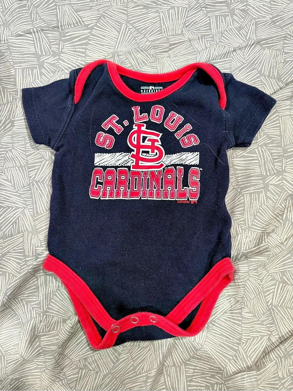 Genuine Merchandise St. Louis Cardinals Bodysuit Blue & Red Size 3-6M Like New